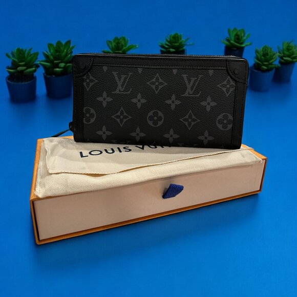 Louis Vuitton Zippy "Trunk" Wallet - Picture 2 of 6